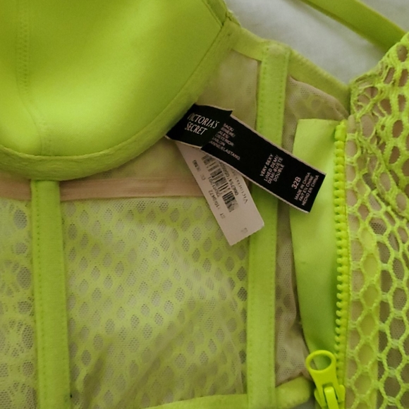 Bra - Picture 3 of 3